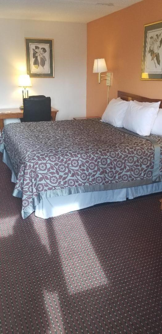 Americas Best Value Inn Holly Springs Eksteriør billede