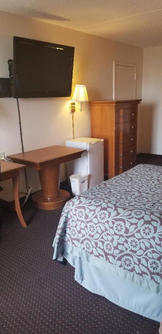 Americas Best Value Inn Holly Springs Eksteriør billede