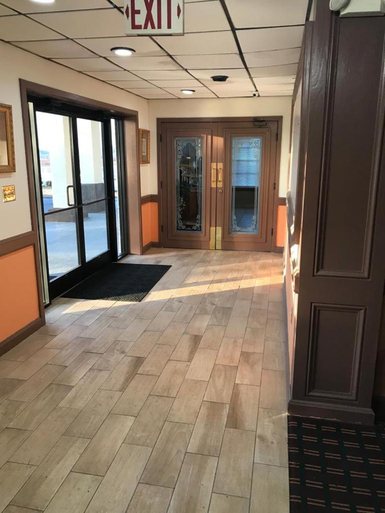 Americas Best Value Inn Holly Springs Eksteriør billede